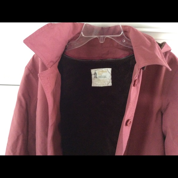 **SOLD** London Fog maroon rain jacket size 13/14 - Picture 2 of 3